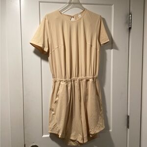 NWT Lululemon Athletica‎ Size 8 Lightweight High-Neck Romper Prosecco